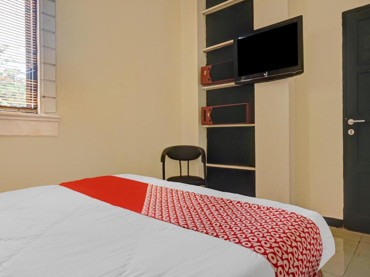Mencil Oyo 90702托巴纳克巴约兰旅馆酒店 外观 照片
